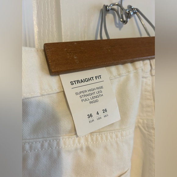 Zara Super High Rise Straight Leg Full length Jeans - Picture 6 of 13